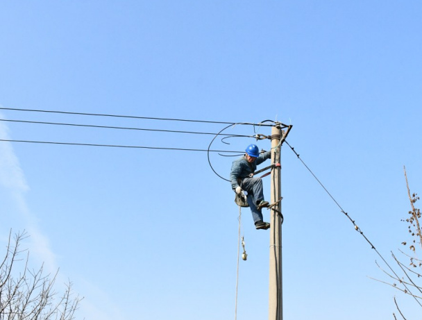 壽光稻田鎮(zhèn)滿(mǎn)格“電力”助春耕