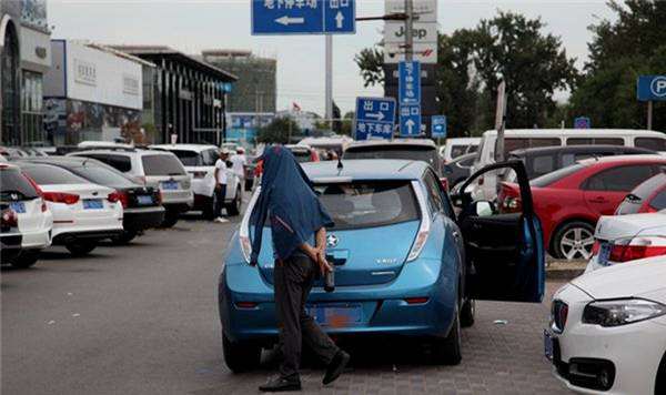 一年新車對折賣 新能源二手車何去何從？